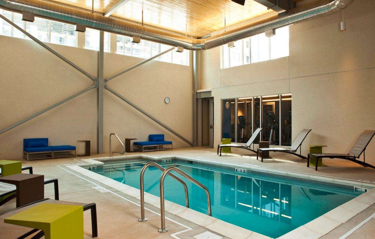Aloft Birmingham Soho Square Hotel Homewood Bagian luar foto