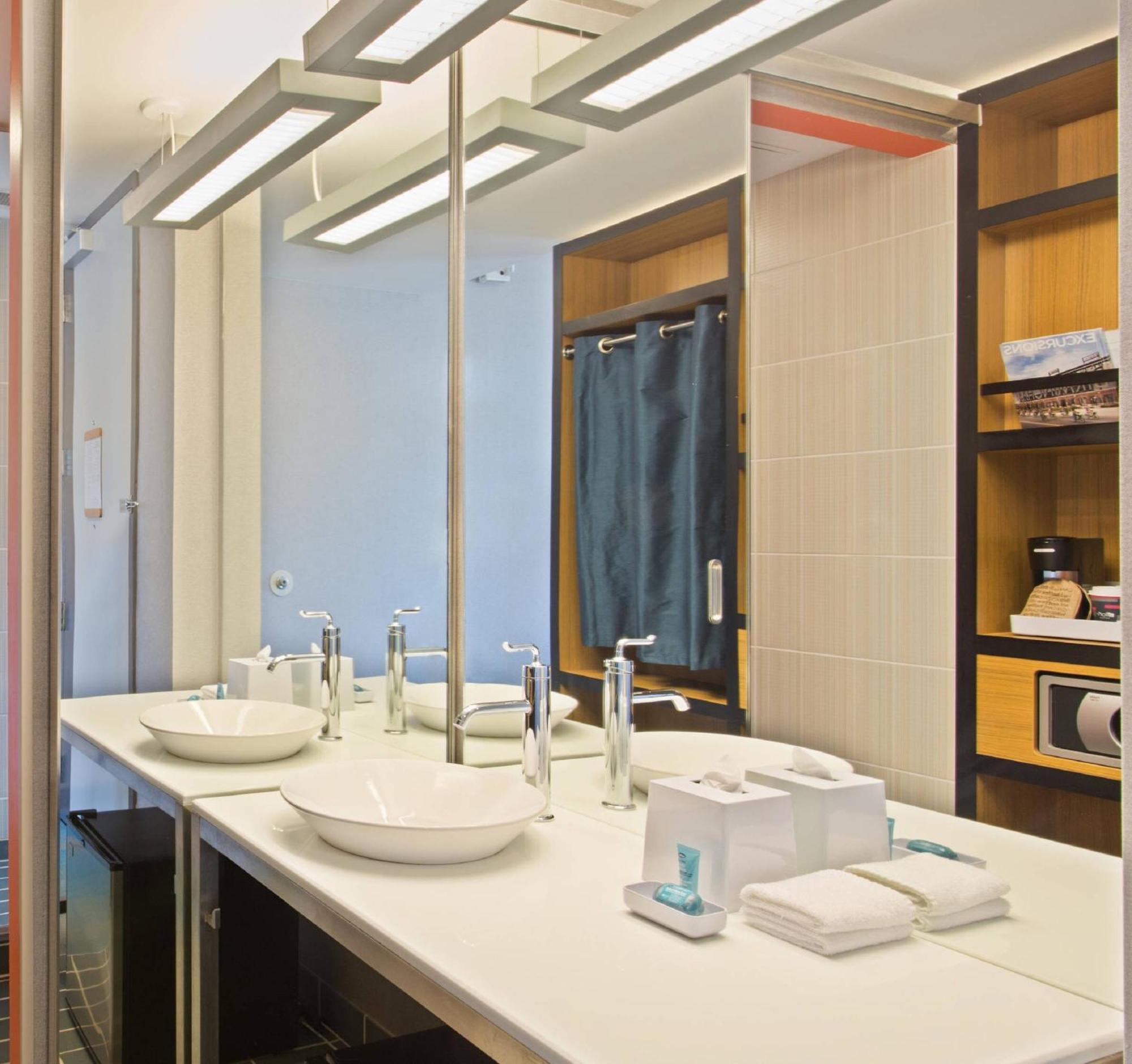 Aloft Birmingham Soho Square Hotel Homewood Bagian luar foto