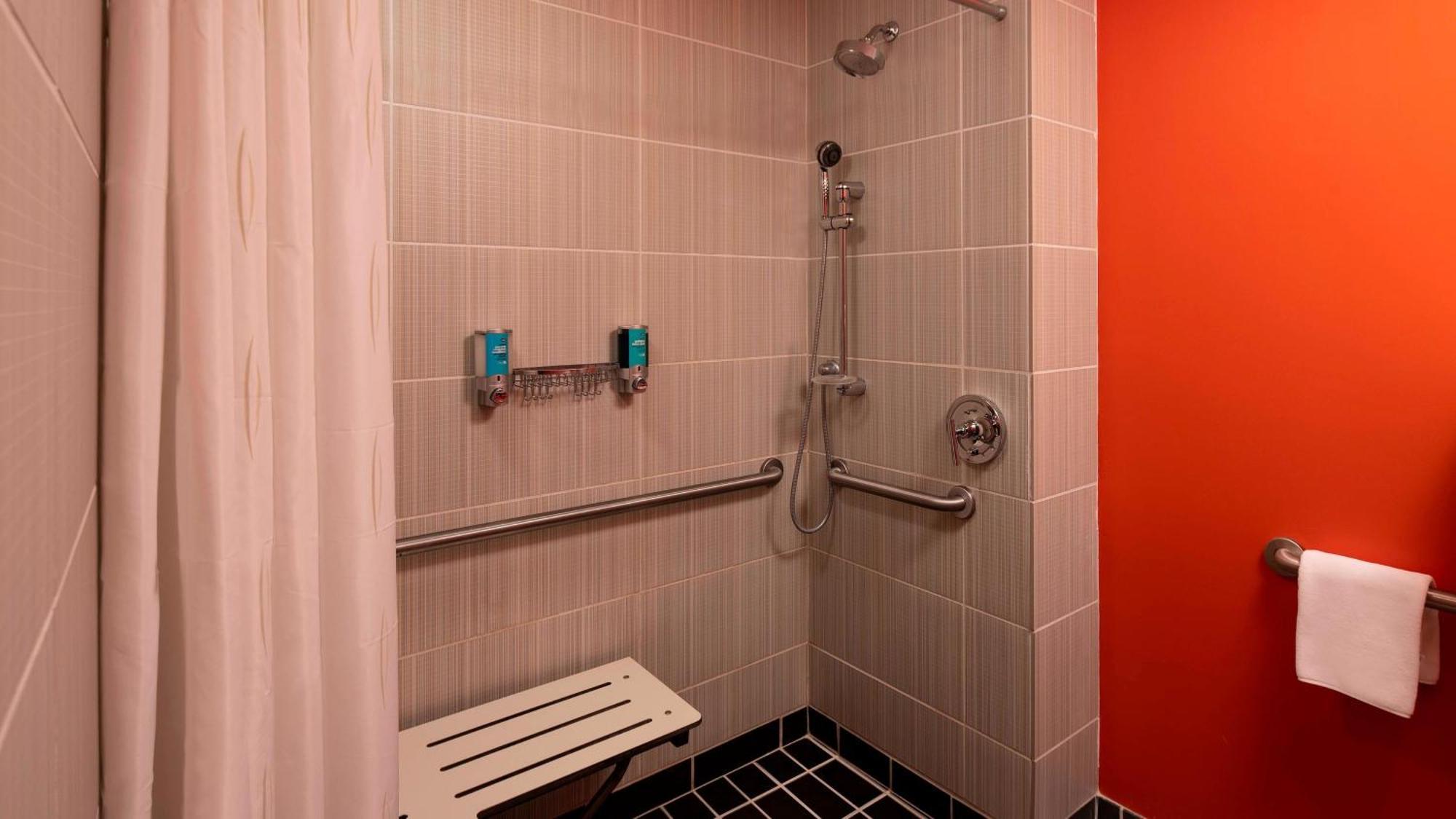 Aloft Birmingham Soho Square Hotel Homewood Bagian luar foto