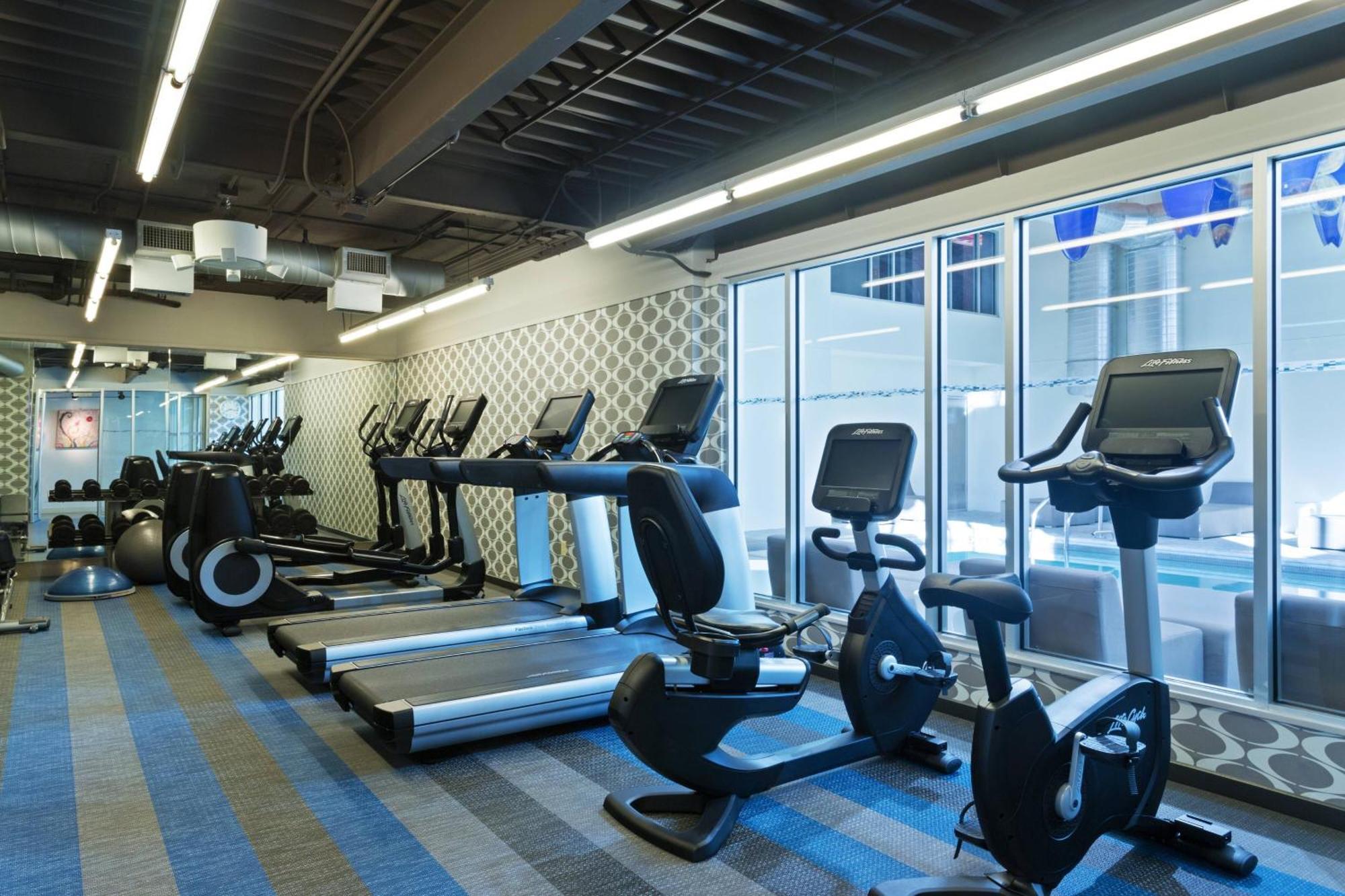 Aloft Birmingham Soho Square Hotel Homewood Bagian luar foto