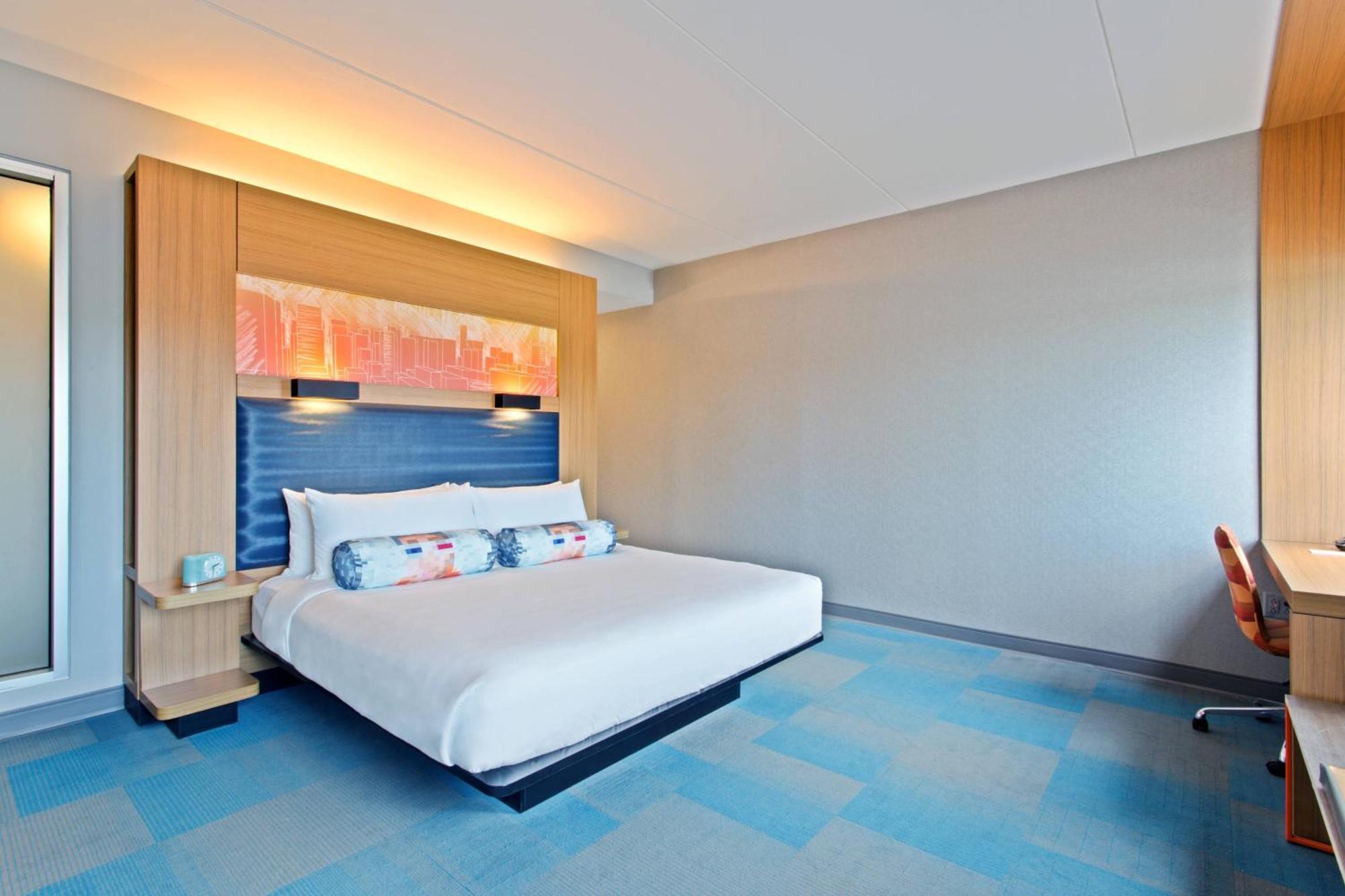 Aloft Birmingham Soho Square Hotel Homewood Bagian luar foto