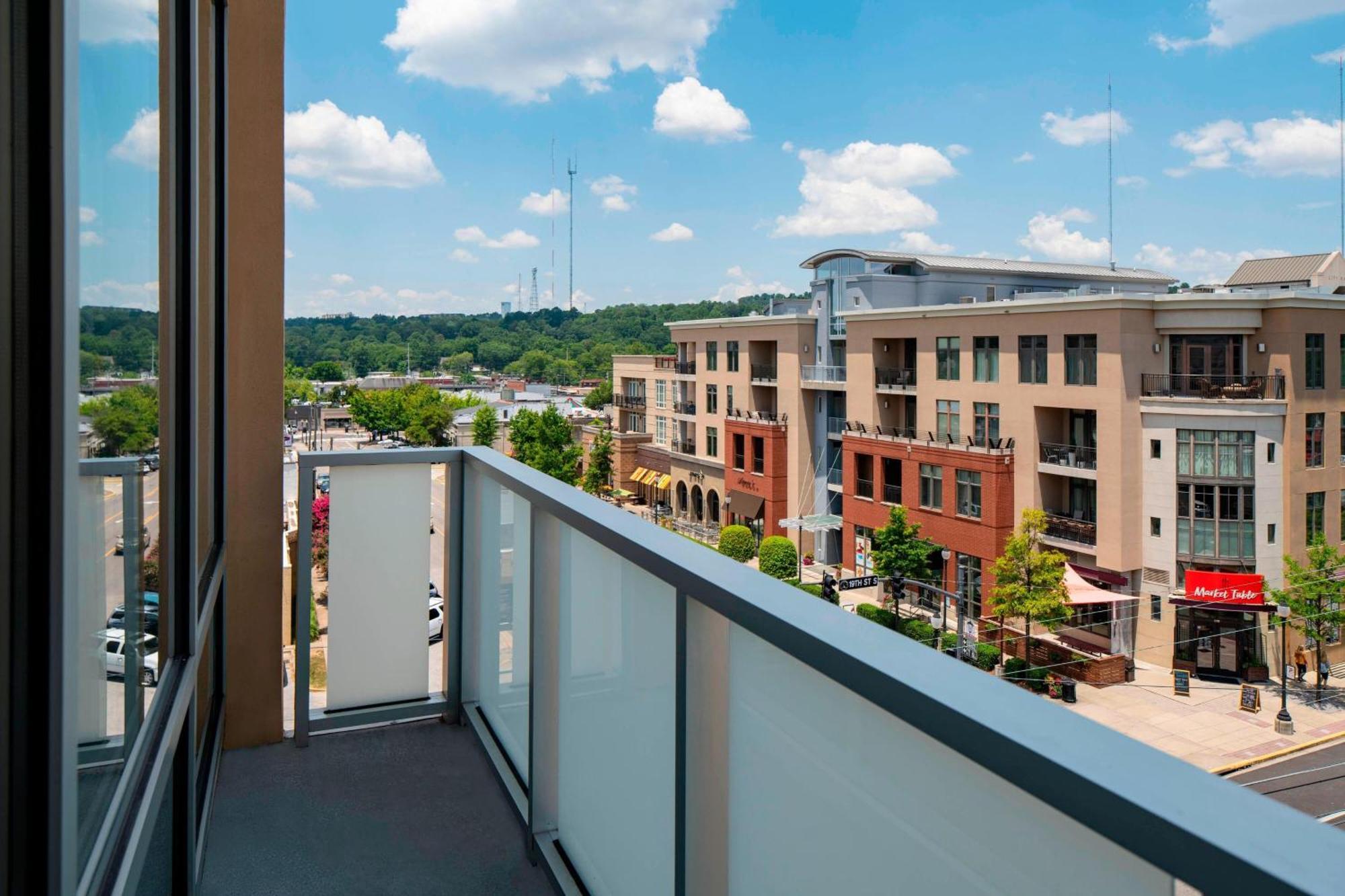 Aloft Birmingham Soho Square Hotel Homewood Bagian luar foto