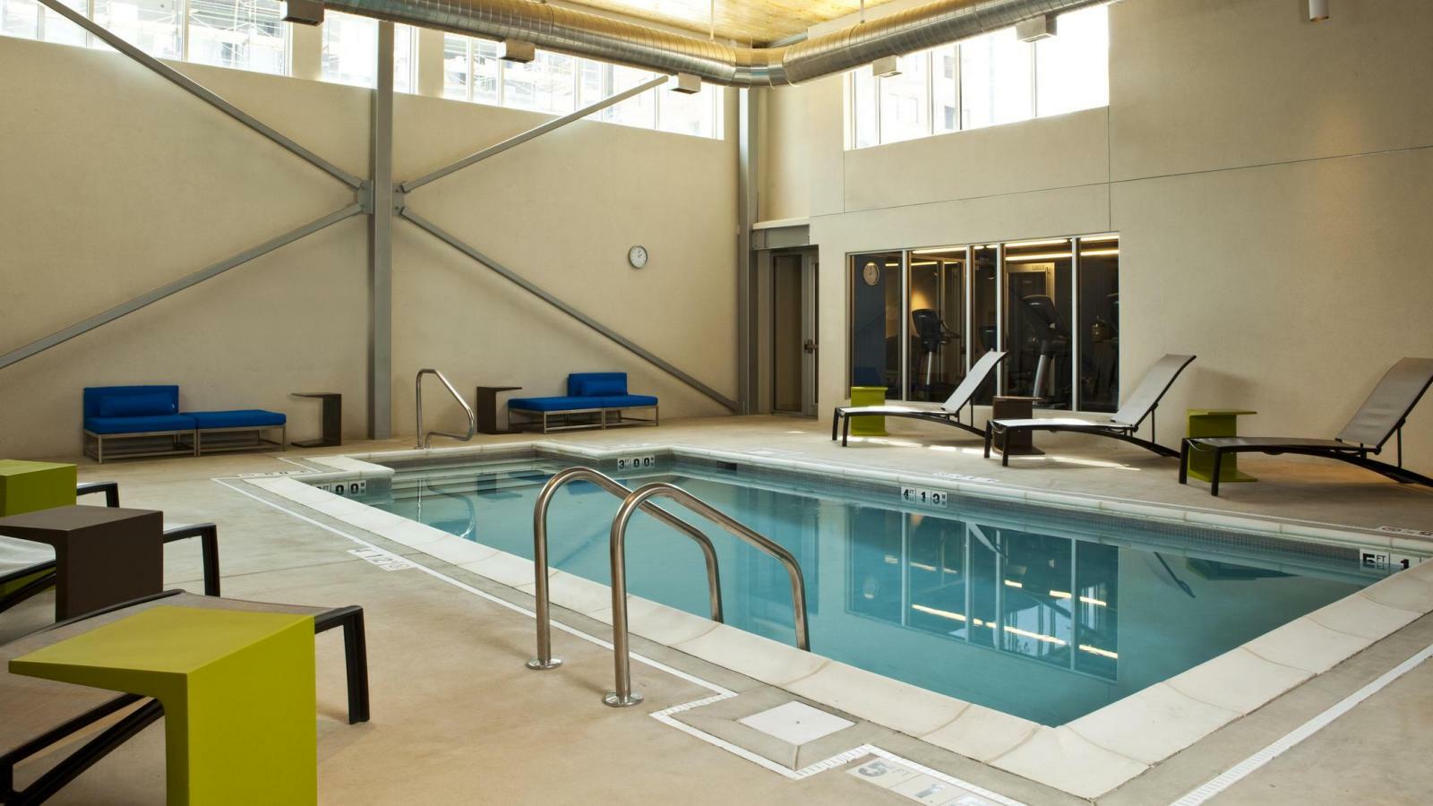 Aloft Birmingham Soho Square Hotel Homewood Bagian luar foto